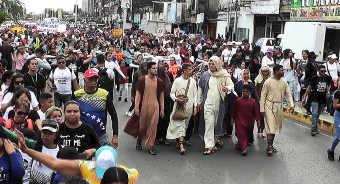 Zamoranos fortalecen su fe en la Gran marcha para Jesús