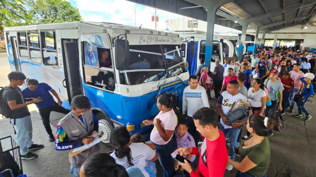 2 mil pasajeros se movilizan a diario por el Terminal de Maturín 4 pasajeros4