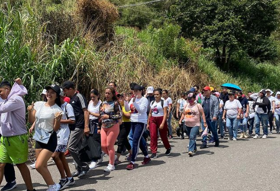 Fiestas patronales en Táchira: Peregrinos inician el camino al Santo Cristo de La Grita 2 Santo Cristo de La Grita