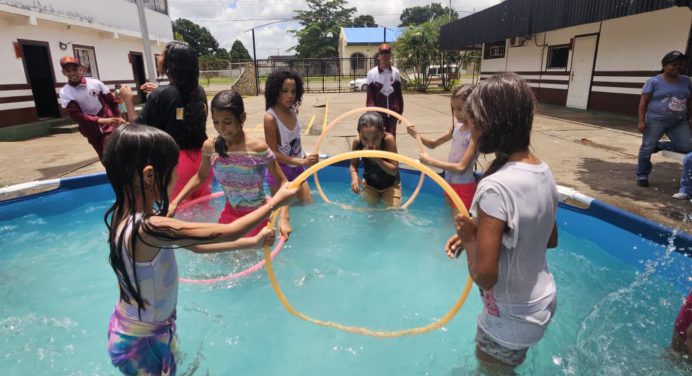 Comuna Eulalia Buroz recibió el plan vacacional comunitario Venezuela Ríe 2025