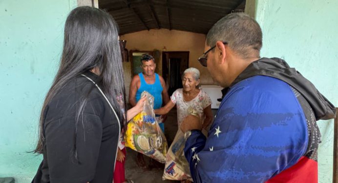 Brindan respaldo a afectados en Sotillo por crecida del río Orinoco