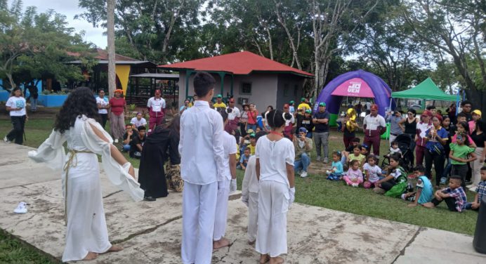 La magia del teatro se unió al Plan vacacional RIE 2025 en el parque La Guaricha