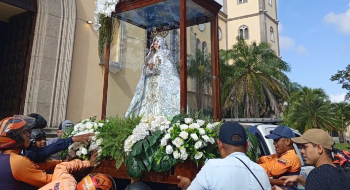 Gobierno de Monagas acompaña peregrinación de la Virgen del Valle por centros de salud