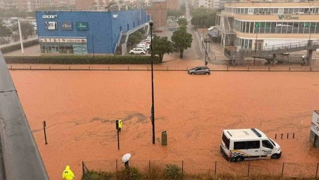 Alerta roja en Ibiza por las fuertes lluvias 2 Alerta roja en Ibiza
