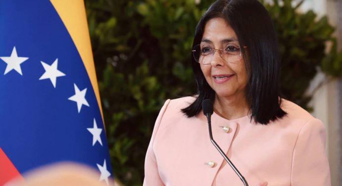 Presidente Maduro firmó decreto de estado de conmoción externa