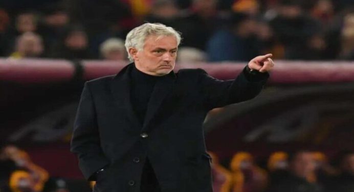 José Mourinho es el nuevo entrenador al frente del Benfica