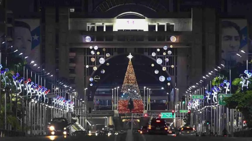 Maduro: La Navidad inicia en Venezuela este 1 de octubre 1 La Navidad inicia en Venezuela