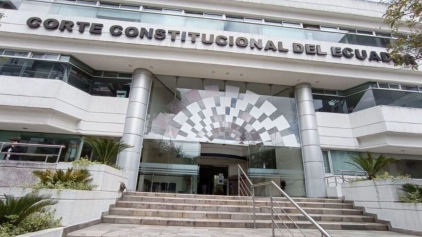 Corte de Ecuador avala referéndum sobre una nueva Constitución 1 referéndum
