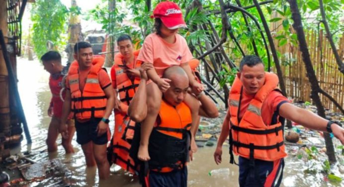Tifón Bualoi en Filipinas dejó cuatro muertos y 400 mil evacuaciones