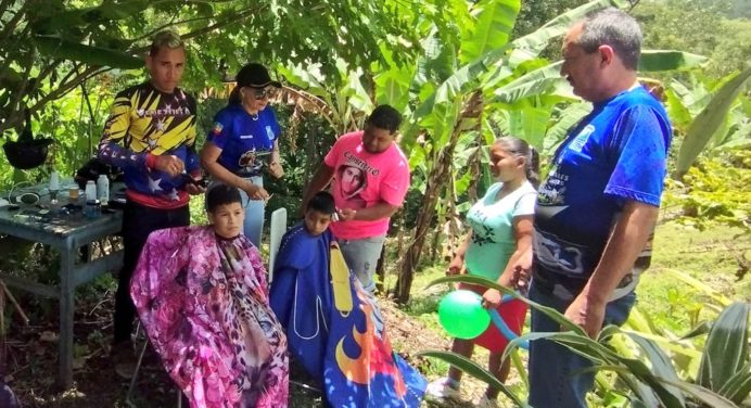 «Chúo» Velásquez llevó atención médica y social a La Yerbabuena