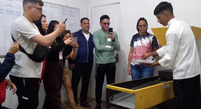 Pdvsa Gas y Pequiven Anzoátegui visitaron Casa Morada en Caripito