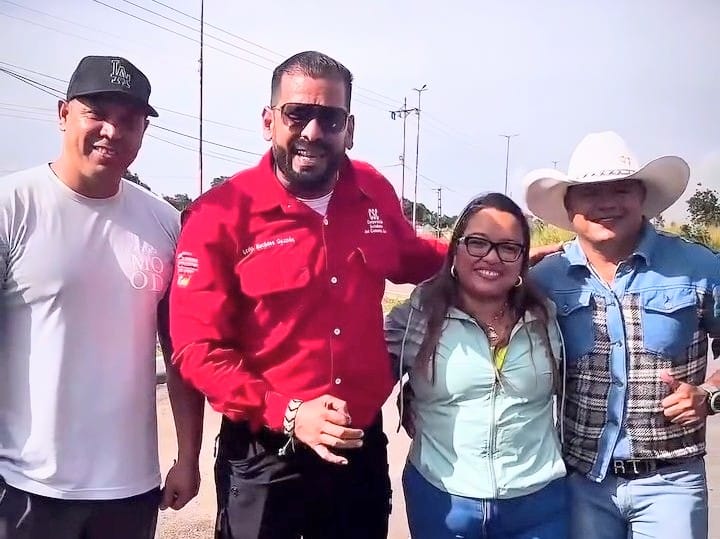 Cerro Azul entrega 65 toneladas de cemento al poder popular en Santa Bárbara 1 cemento