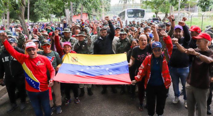 Cuarteles van al pueblo para fortalecer la defensa del territorio nacional