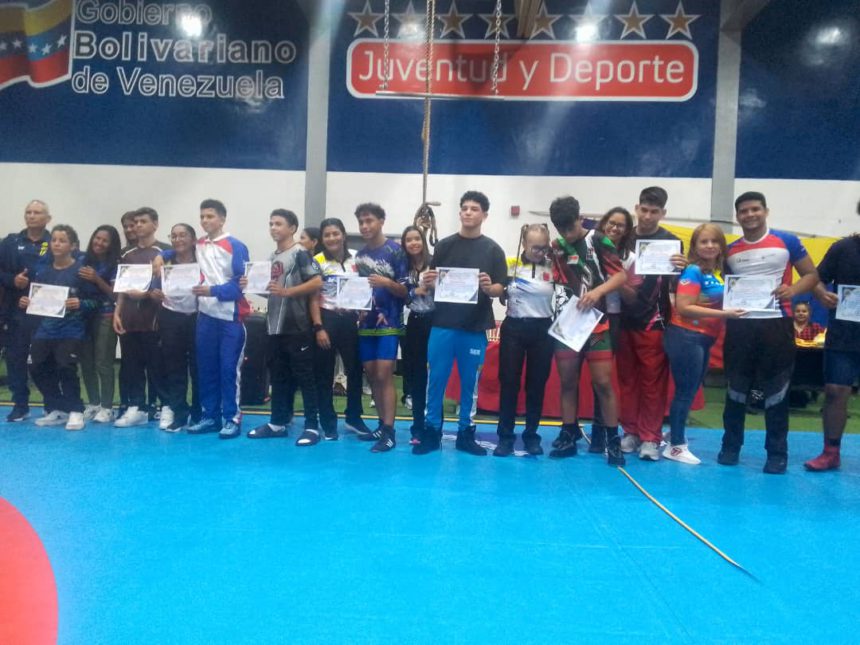 Monagas logró 4 medallas en nacional juvenil de lucha 1 lucha