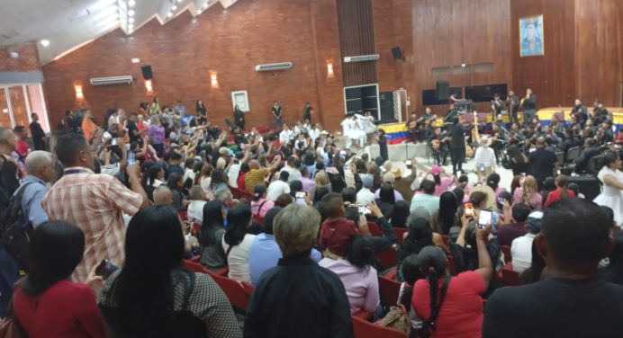 Con más de 120 músicos en escena Escuela de Tradiciones cierra período académico