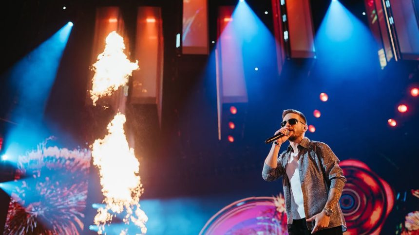 Omar Acedo quedó en el Top 15 del festival Intervisión 1 Omar Acedo