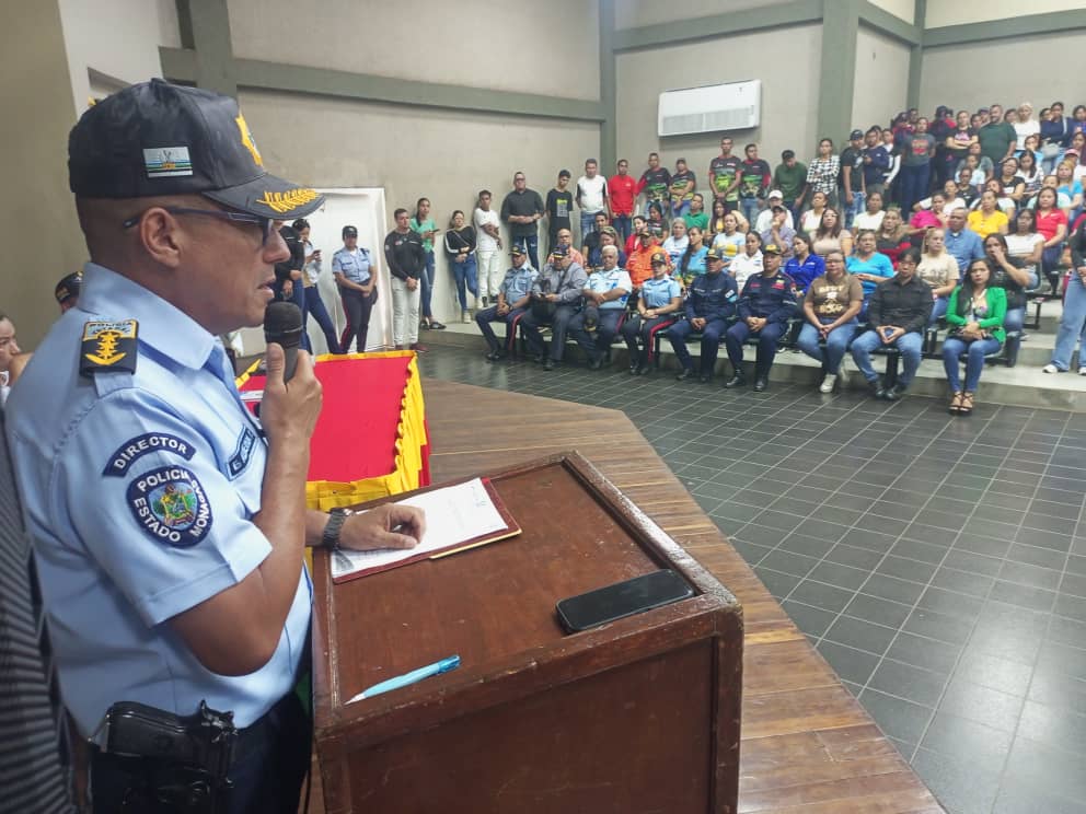 Primer comisario Yander Rodríguez designado como nuevo director de PoliPiar 2 polipiar2