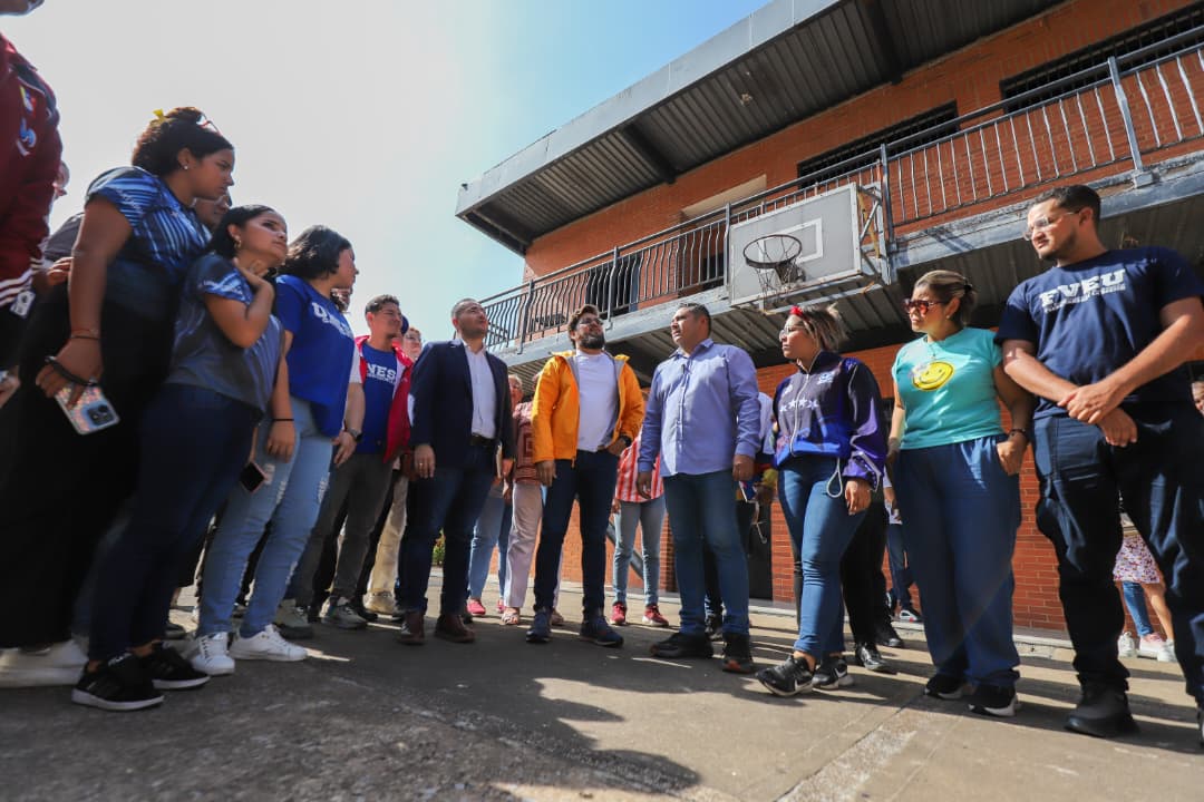 Ministro Sánchez y Gobernador Luna reafirman compromiso con educación universitaria 4 ssanchez55