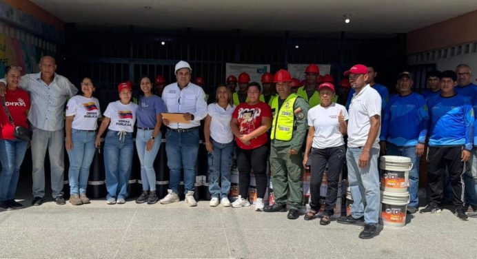 Gobierno inicia impermeabilización de la U.E.“Manola Luna Silva”