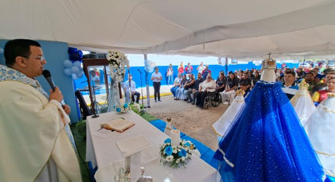 Transmonagas celebra la fe con la visita de la Virgen del Valle