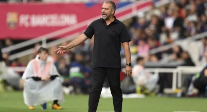 Hansi Flick recibe sanción y se perderá el Clásico