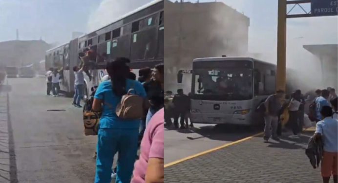 Bus de transporte público en Lima es incendiado tras paro contra la criminalidad