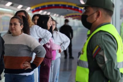 migrantes venezolanos desde Texas