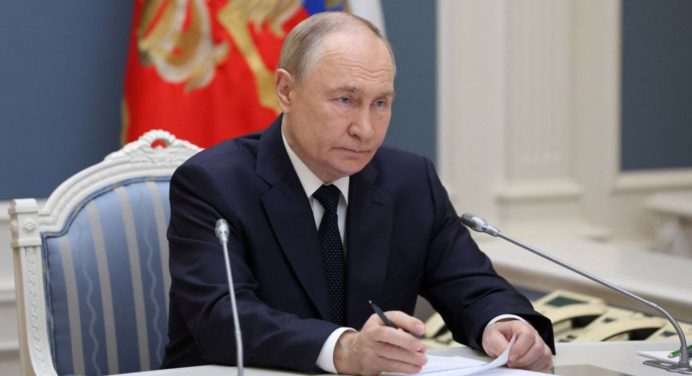 Putin anuncia la salida de Rusia del acuerdo de eliminación de plutonio con EE.UU.
