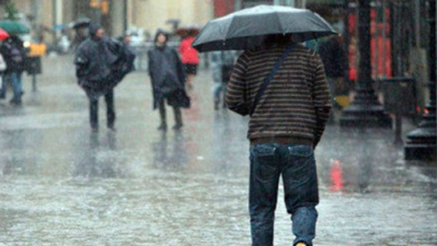 ¡No dejes el paragua! Vaguada monzónica causa lluvias intensas en algunos estados 1 Vaguada monzónica