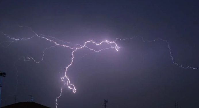 Impacto de un rayo en el este de Cuba deja tres muertos y 4 heridos 