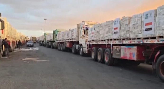 Llega ayuda humanitaria a Gaza desde Egipto este domingo