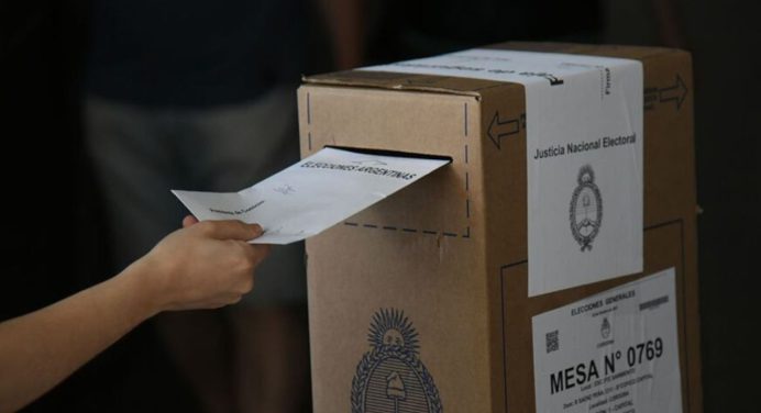 Comicios legislativos en Argentina son este domingo: La decisión es clave para Milei