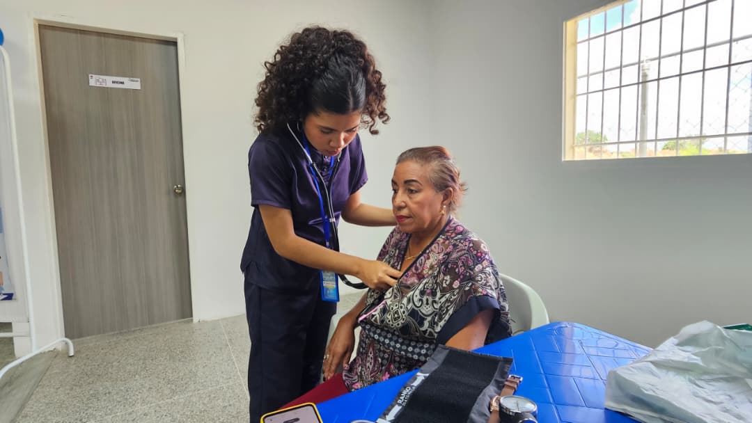 Adultos mayores recibieron atención especializada en Casa de los Abuelos 4 abuela2