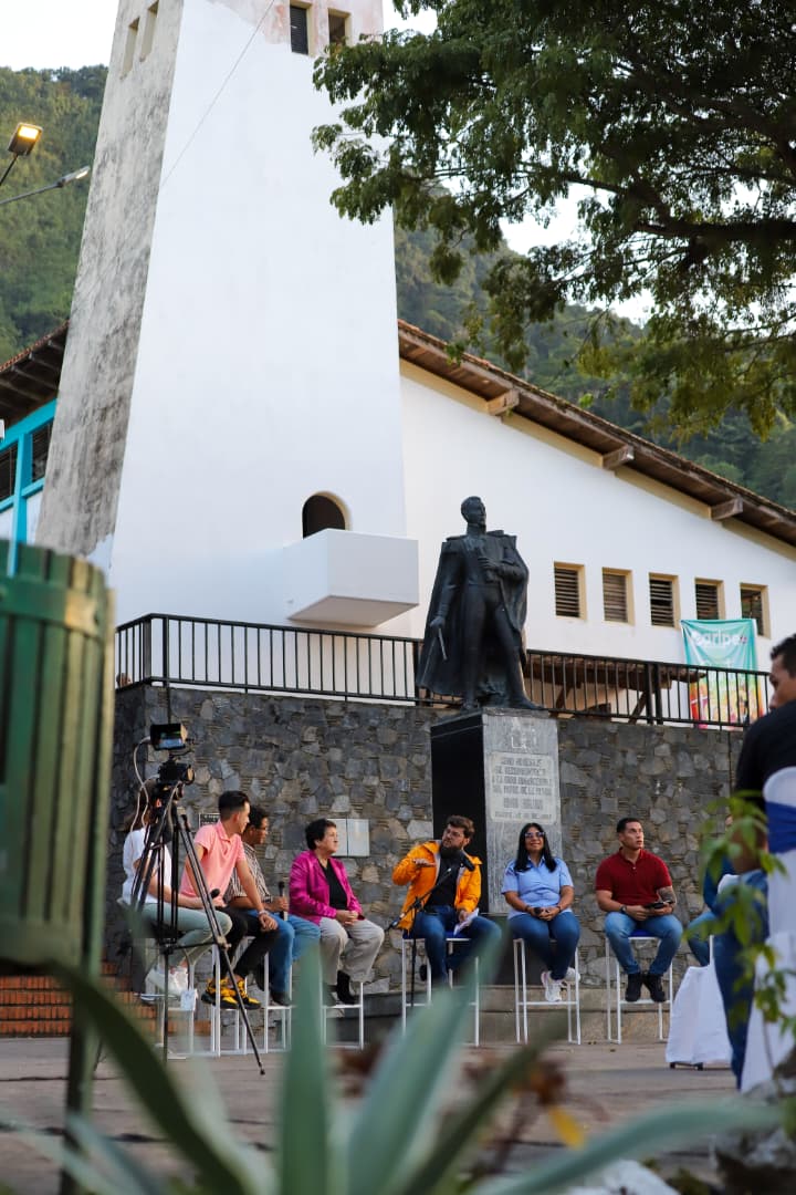 Gobernador Luna informa sobre preparativos de la Expo Flor y Café Caripe 2025 5 caripe5