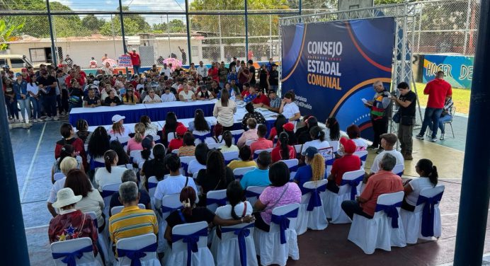 Siete comunas de Maturín reciben recursos para culminar proyectos