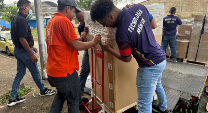 Incorporan equipos de alta gama a la Unidad de gastroenterología del Humnt