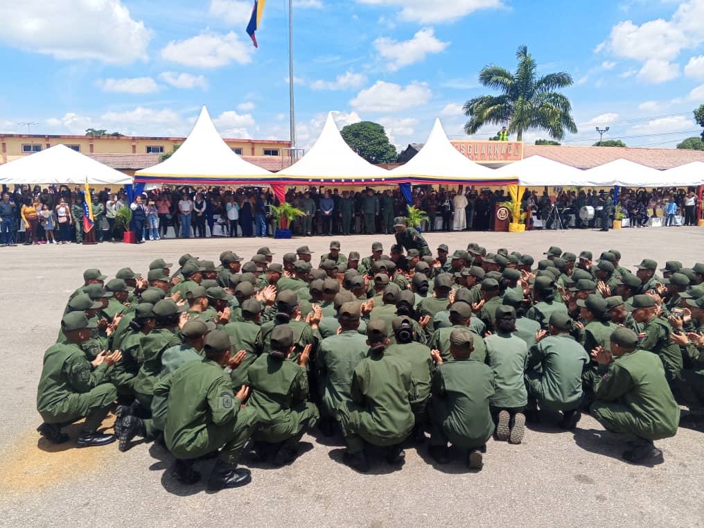 123 nuevos centinelas de la patria gradúa la Esguarnac Cnel. Leonardo Infante 3 esguarnac3