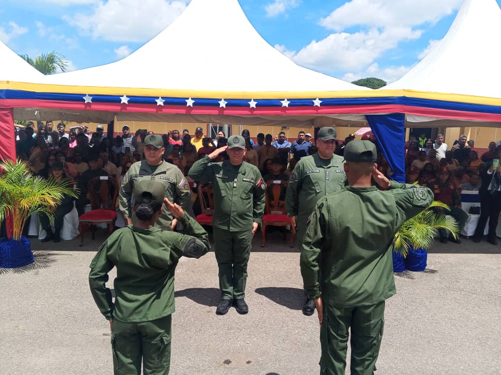 123 nuevos centinelas de la patria gradúa la Esguarnac Cnel. Leonardo Infante 7 esguarnac7