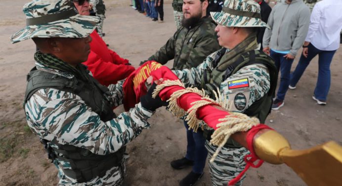 En la 32 Brigada Caribe entregan estandartes a las 13 áreas de defensa integral de Monagas