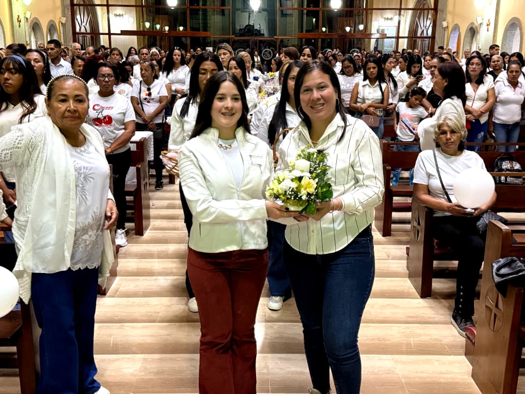 Mil 500 mujeres de Monagas claman por la paz en la Catedral de Maturín 3 paz2