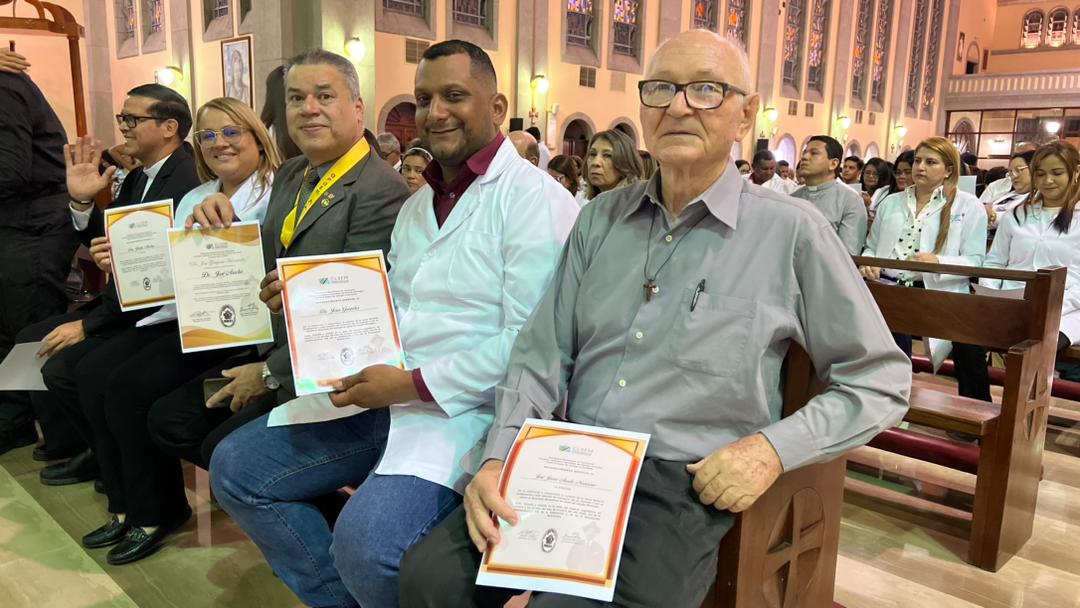 Víctor Dávila recibió la Orden Dr. José Gregorio Hernández por su trayectoria 6 reconocimiento7