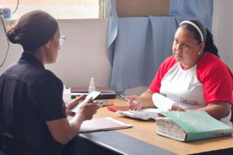 Cabe resaltar que los padres que necesitan insertar a los niños al registro deben hacerlo con anticipación, presentando el acta del país de nacimiento.