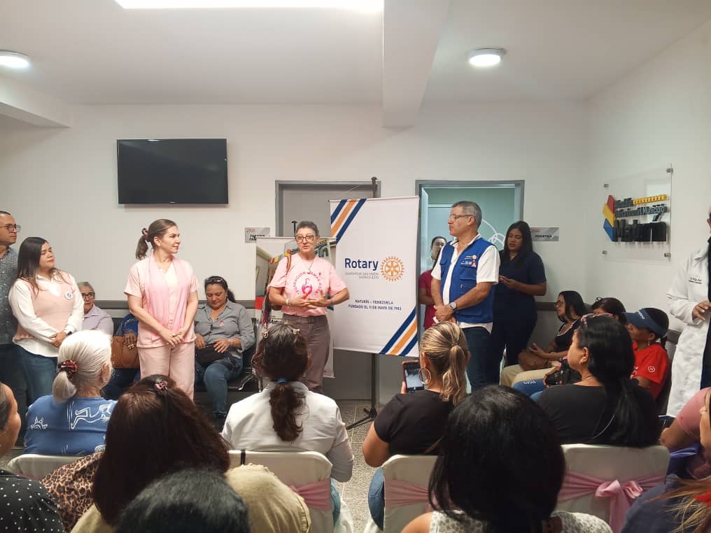Realizan jornada de mastología en el Instituto Municipal de la Mujer y la Familia 2 rosa2 4