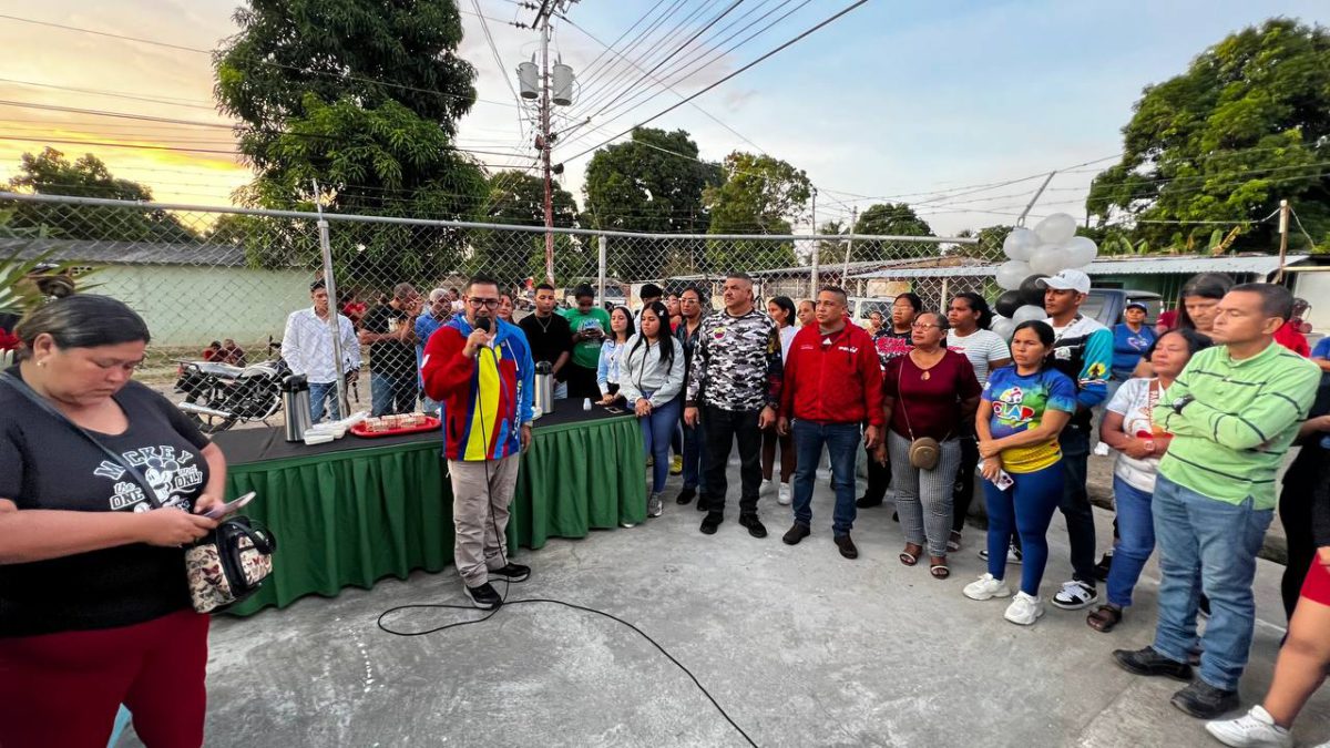 En Barrancas del Orinoco inauguran centro tecnológico comunal para la juventud 2 sala2