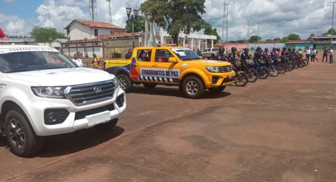 Entregan vehículos para fortalecer cuadrantes de paz en Cedeño