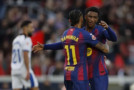 Victoria importante del FC Barcelona frente al Alavés por LaLiga 2 17644311323432