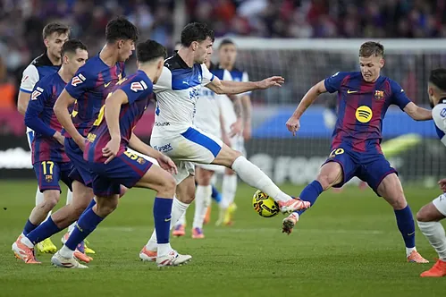 Victoria importante del FC Barcelona frente al Alavés por LaLiga 3 17644340188495