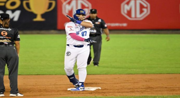 Eliezer Alfonzo dejó tendido a los Leones en el segundo duelo de los eternos rivales