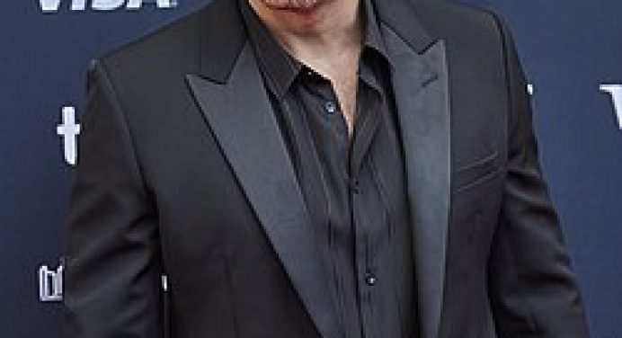 Venezolano Édgar Ramírez es el nuevo rostro de la campaña de Armani