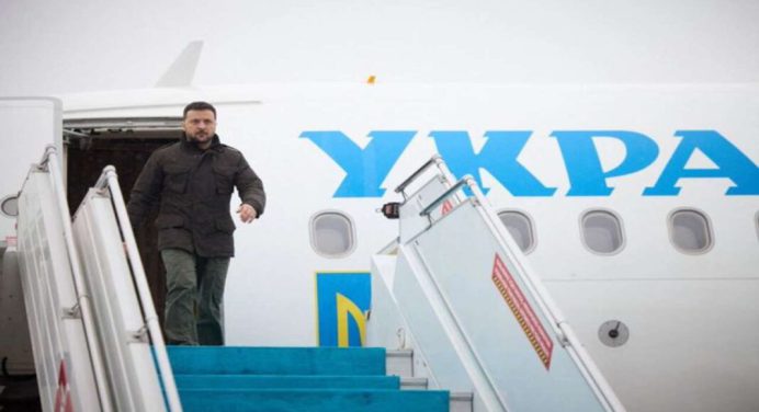 Zelenski arriba a Turquía para reactivar negociaciones de paz con Rusia